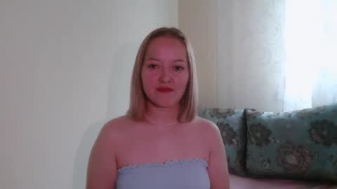 Snapshot of _sweet_smile_ chatting on 09/25/25, 09:13 _sweet_smile_ online show from 09/25/25, 09:13