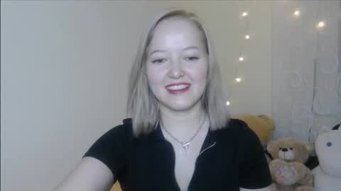 Snapshot of _sweet_smile_ chatting on 10/28/25, 08:00 _sweet_smile_ online show from 10/28/25, 08:00