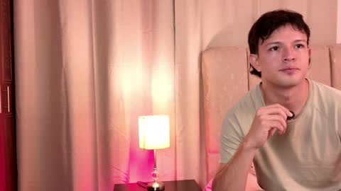 Lizzy and Leon online show from 04/05/26, 01:47