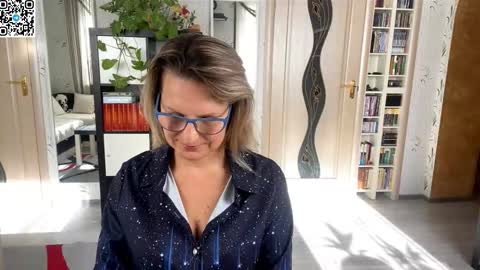 Daria online show from 10/23/25, 09:52