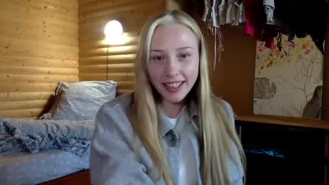 Snapshot of _sweetsky_ chatting on 03/13/26, 11:17 _sweetsky_ online show from 03/13/26, 11:17