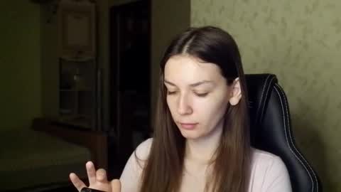 Snapshot of _sxnflower chatting on 11/08/25, 03:07 Dora online show from 11/08/25, 03:07