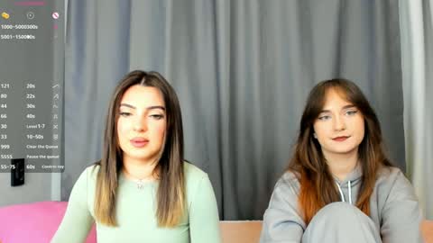 Snapshot of _teona_ann_for_you_ chatting on 01/24/25, 06:24 Teona and Annred hair online show from 01/24/25, 06:24