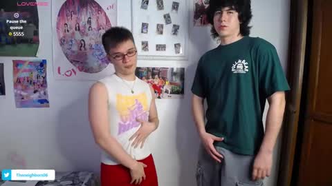 Snapshot of _the_neighbors chatting on 12/22/24, 01:45 Scot y Patrick online show from 12/22/24, 01:45