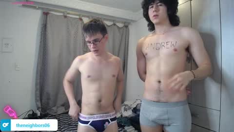 Snapshot of _the_neighbors chatting on 02/12/25, 03:40 Scot y Patrick online show from 02/12/25, 03:40