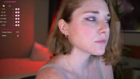 Snapshot of _the_sun_ chatting on 11/09/25, 07:01 Evi online show from 11/09/25, 07:01