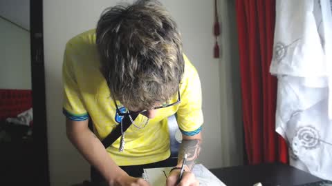 Snapshot of _thomas_hot_ chatting on 12/26/24, 07:05 Thomas online show from 12/26/24, 07:05