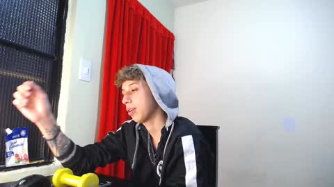 Snapshot of _thomas_hot_ chatting on 01/31/25, 10:10 Thomas online show from 01/31/25, 10:10