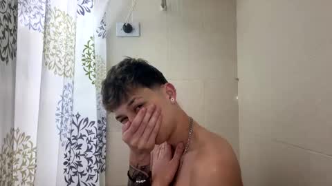 Snapshot of _thomas_hot_ chatting on 03/08/25, 11:05 Thomas online show from 03/08/25, 11:05