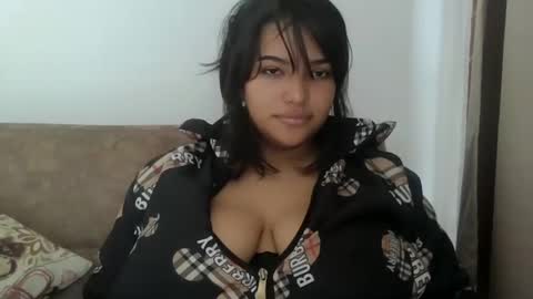 Snapshot of _tokyo01 chatting on 02/13/25, 02:42 Tokyo01 online show from 02/13/25, 02:42