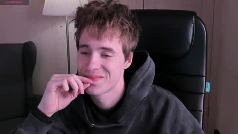 Snapshot of _tokyo_ghoul chatting on 12/13/24, 05:05 _tokyo_ghoul online show from 12/13/24, 05:05