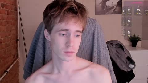 Snapshot of _tokyo_ghoul chatting on 01/17/25, 04:15 _tokyo_ghoul online show from 01/17/25, 04:15