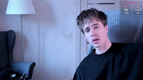 Snapshot of _tokyo_ghoul chatting on 01/18/25, 08:41 _tokyo_ghoul online show from 01/18/25, 08:41