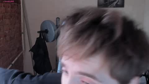 Snapshot of _tokyo_ghoul chatting on 02/06/25, 10:15 _tokyo_ghoul online show from 02/06/25, 10:15