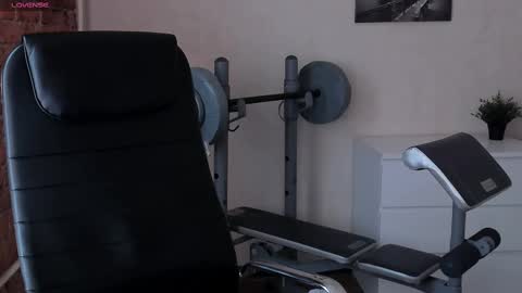 Snapshot of _tokyo_ghoul chatting on 02/23/25, 10:17 _tokyo_ghoul online show from 02/23/25, 10:17