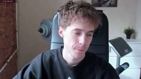 Snapshot of _tokyo_ghoul chatting on 03/07/25, 10:13 _tokyo_ghoul online show from 03/07/25, 10:13