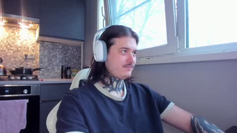 _torfin_ online show from 12/29/24, 08:55