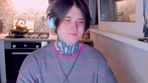 _torfin_ online show from 03/18/26, 12:03