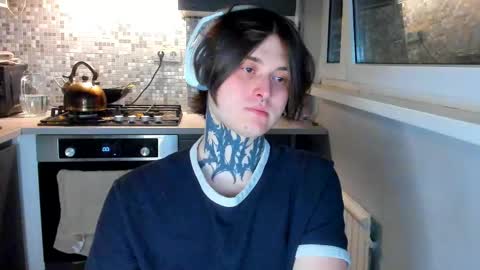 Snapshot of _torfin_ chatting on 04/27/26, 11:14 _torfin_ online show from 04/27/26, 11:14