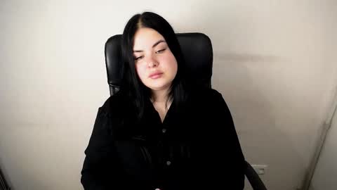 Trisha online show from 10/26/25, 12:00