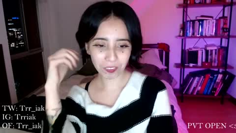 luna online show from 01/28/25, 01:18