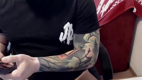 Snapshot of _trythis_ chatting on 02/13/26, 10:28 _trythis_ online show from 02/13/26, 10:28