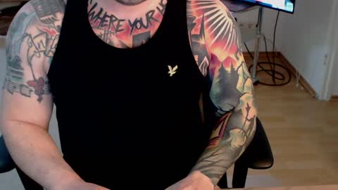 Snapshot of _trythis_ chatting on 04/05/26, 07:05 _trythis_ online show from 04/05/26, 07:05