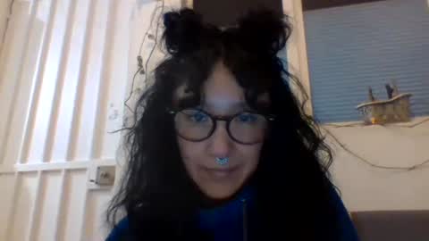 Snapshot of _tutti_frutti_ chatting on 01/05/25, 06:56 _tutti_frutti_ online show from 01/05/25, 06:56