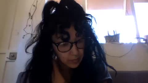 Snapshot of _tutti_frutti_ chatting on 01/11/25, 10:07 _tutti_frutti_ online show from 01/11/25, 10:07