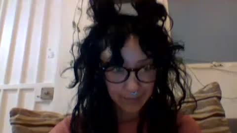 Snapshot of _tutti_frutti_ chatting on 02/02/25, 01:45 _tutti_frutti_ online show from 02/02/25, 01:45