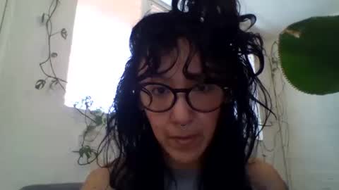 Snapshot of _tutti_frutti_ chatting on 02/03/25, 09:39 _tutti_frutti_ online show from 02/03/25, 09:39