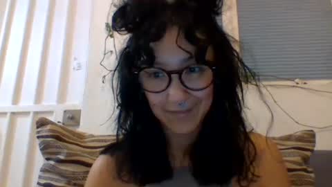 Snapshot of _tutti_frutti_ chatting on 03/08/25, 07:05 _tutti_frutti_ online show from 03/08/25, 07:05