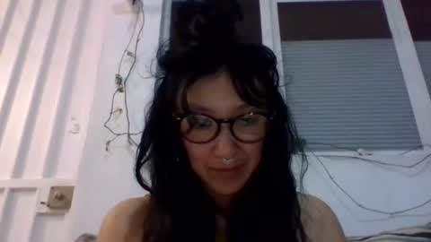 Snapshot of _tutti_frutti_ chatting on 03/11/25, 02:54 _tutti_frutti_ online show from 03/11/25, 02:54