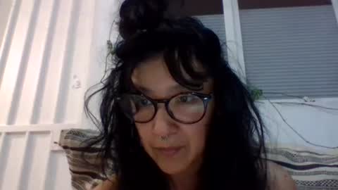 Snapshot of _tutti_frutti_ chatting on 03/11/25, 07:04 _tutti_frutti_ online show from 03/11/25, 07:04