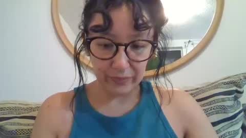 Snapshot of _tutti_frutti_ chatting on 09/20/25, 02:01 _tutti_frutti_ online show from 09/20/25, 02:01