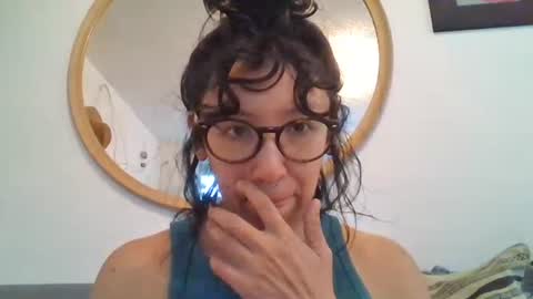 Snapshot of _tutti_frutti_ chatting on 10/13/25, 11:16 _tutti_frutti_ online show from 10/13/25, 11:16