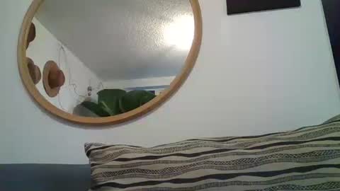 Snapshot of _tutti_frutti_ chatting on 11/08/25, 11:58 _tutti_frutti_ online show from 11/08/25, 11:58