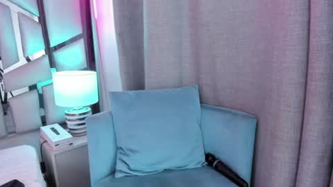 Snapshot of _valeria_saenz_ chatting on 07/24/26, 03:48 _valeria_saenz_ online show from 07/24/26, 03:48