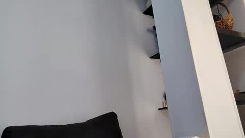 Valerie online show from 11/09/25, 04:27