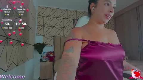 Snapshot of _vane_lopez chatting on 10/08/25, 06:27 vane online show from 10/08/25, 06:27