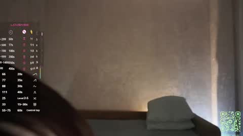 Snapshot of _vi_vi_ chatting on 05/08/26, 06:13 Viola online show from 05/08/26, 06:13