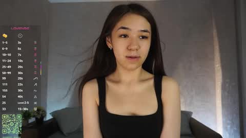 Snapshot of _vi_vi_ chatting on 05/25/26, 05:08 Viola online show from 05/25/26, 05:08