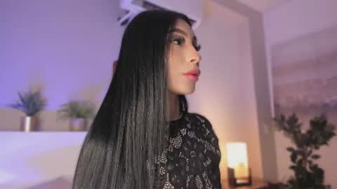 Victoria online show from 06/30/26, 12:17