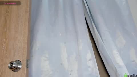 Snapshot of _victoria_milf_ chatting on 04/25/26, 08:39 victoria online show from 04/25/26, 08:39