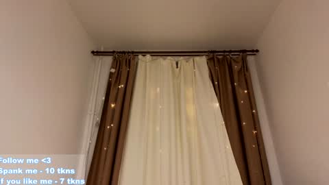 Violet online show from 12/08/24, 02:39