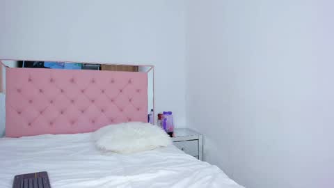 Snapshot of _violetadulce chatting on 03/12/25, 04:08 Violeta online show from 03/12/25, 04:08