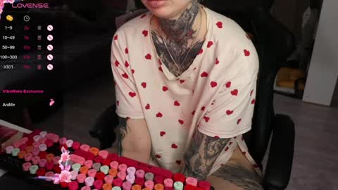 Alis online show from 04/12/26, 11:04