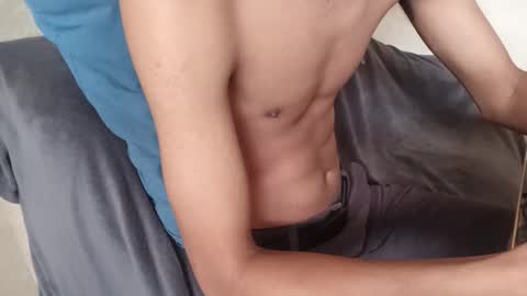 _vov_ online show from 01/11/25, 03:34