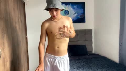 Snapshot of _walker007 chatting on 12/03/24, 07:11 Aron Walker online show from 12/03/24, 07:11