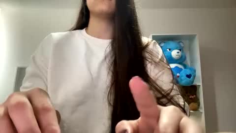 Fernanda  online show from 10/23/25, 04:06